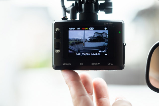 事業概要:自動車販売店、量販店外注業務