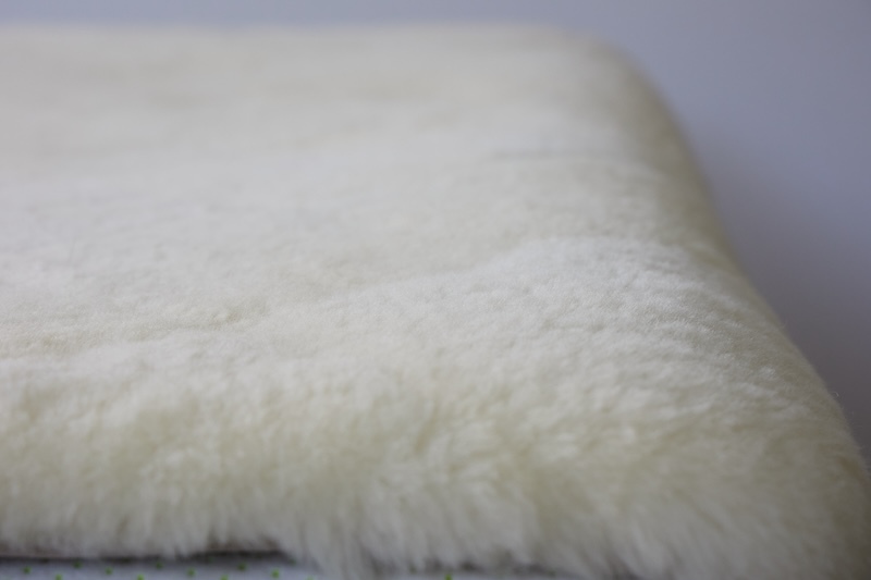 羊毛ベッドパッド