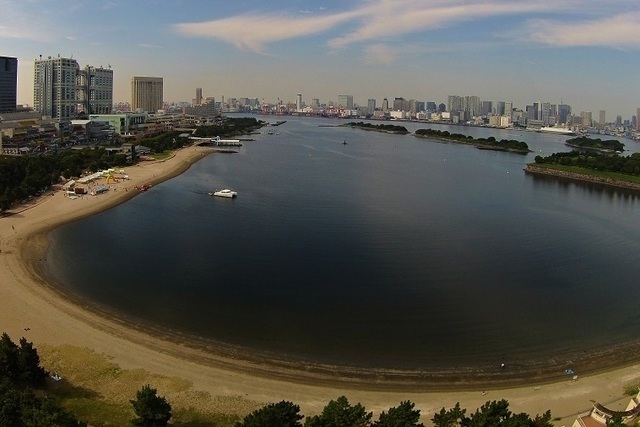ドローンからのお台場海浜公園