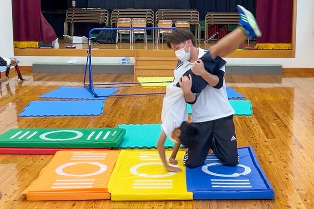 アクロバット教室