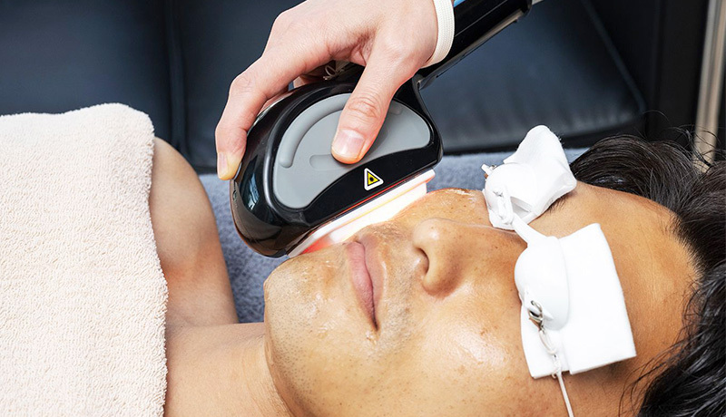 男性の毛質に合わせた機能を搭載した安全な機械