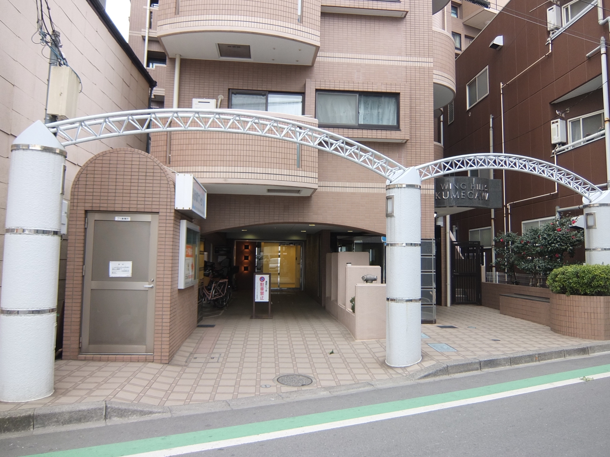 久米川校スタジオ外観3