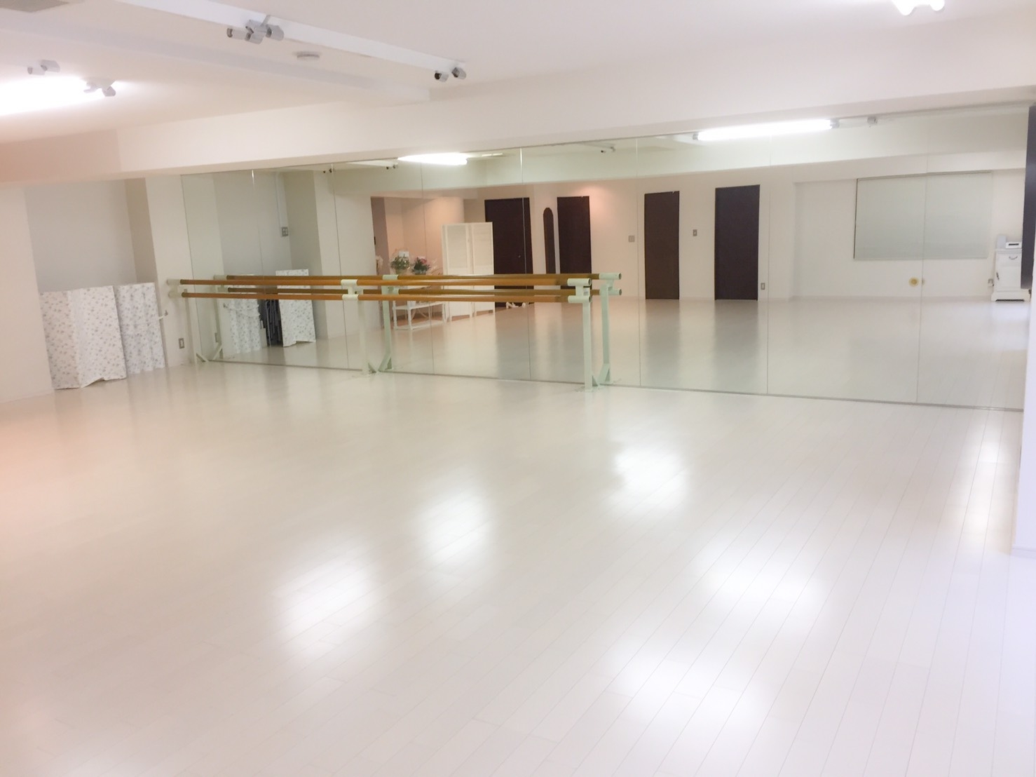 久米川スタジオ内観①