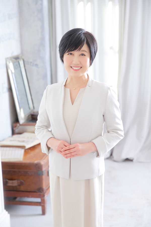 講師 宮崎綾子