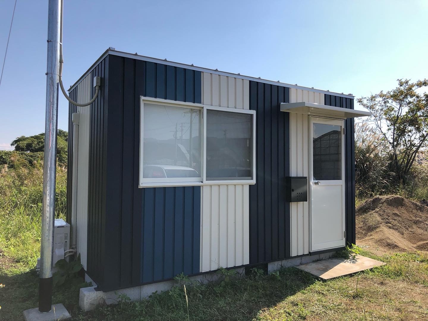 24ハウス モスグリーンとクリームのストライプ