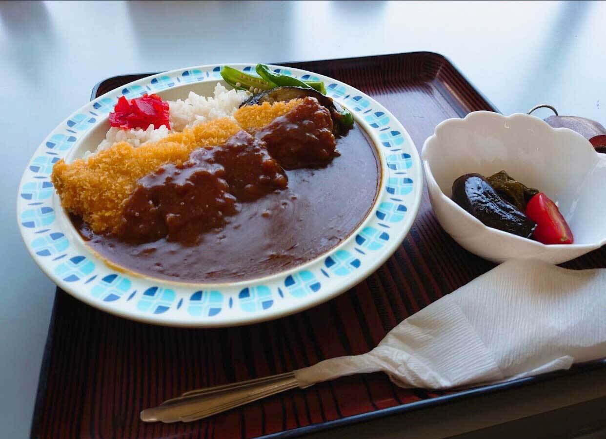 ②九頭竜カツカレー