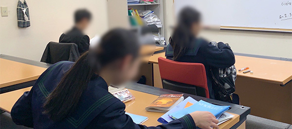 高度で豊富な専門知識を備えた泉野塾_