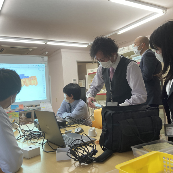 営業部07