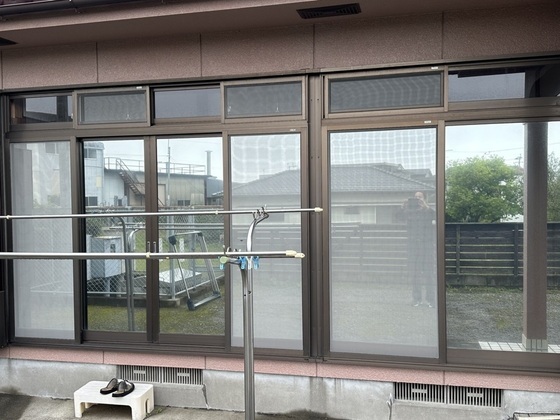 枕崎市 K様邸 ミラー系遮熱フィルム施工_コピー