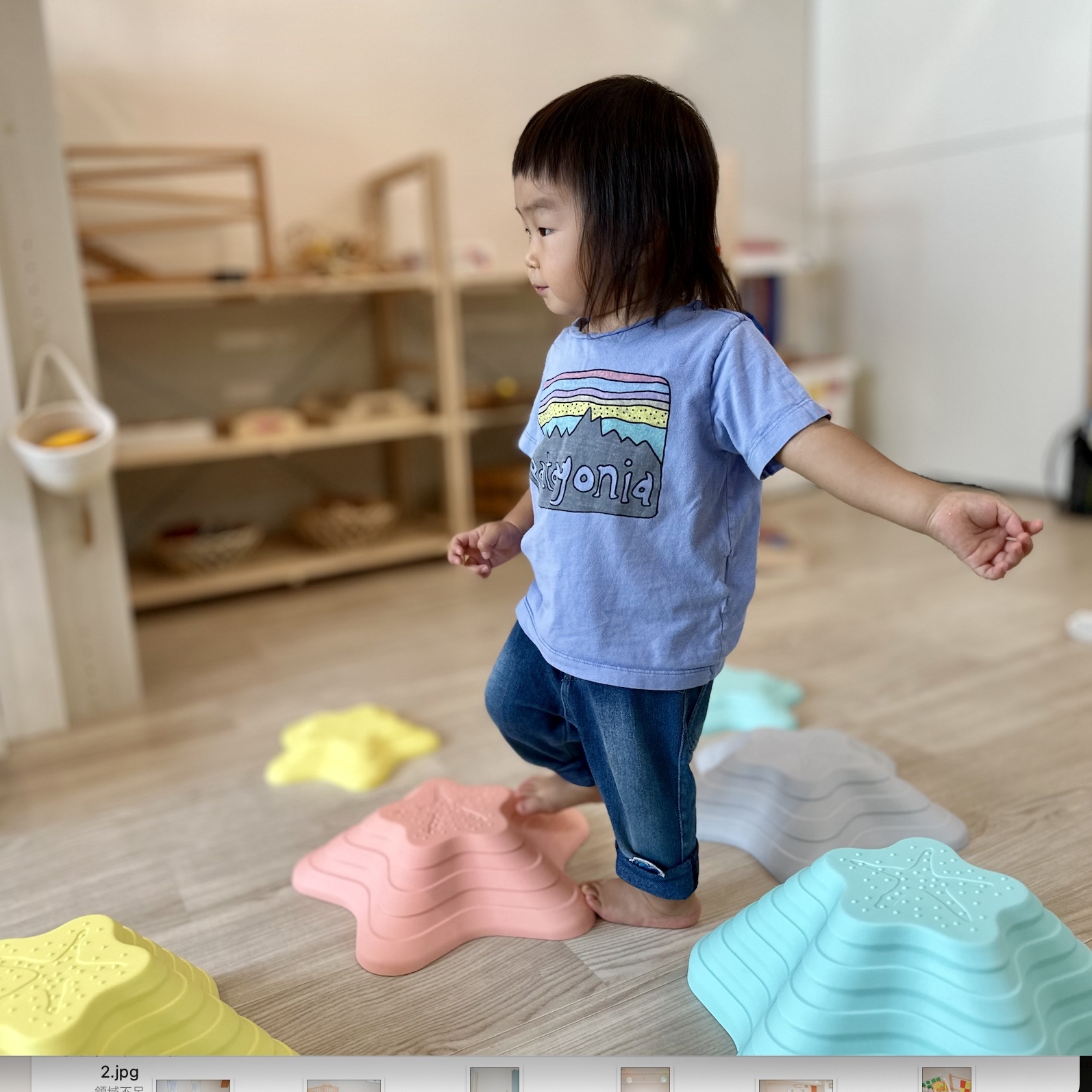 8750706F-DA8F-4D7C-A2DD-5E50F9AC44F1_1_201_a