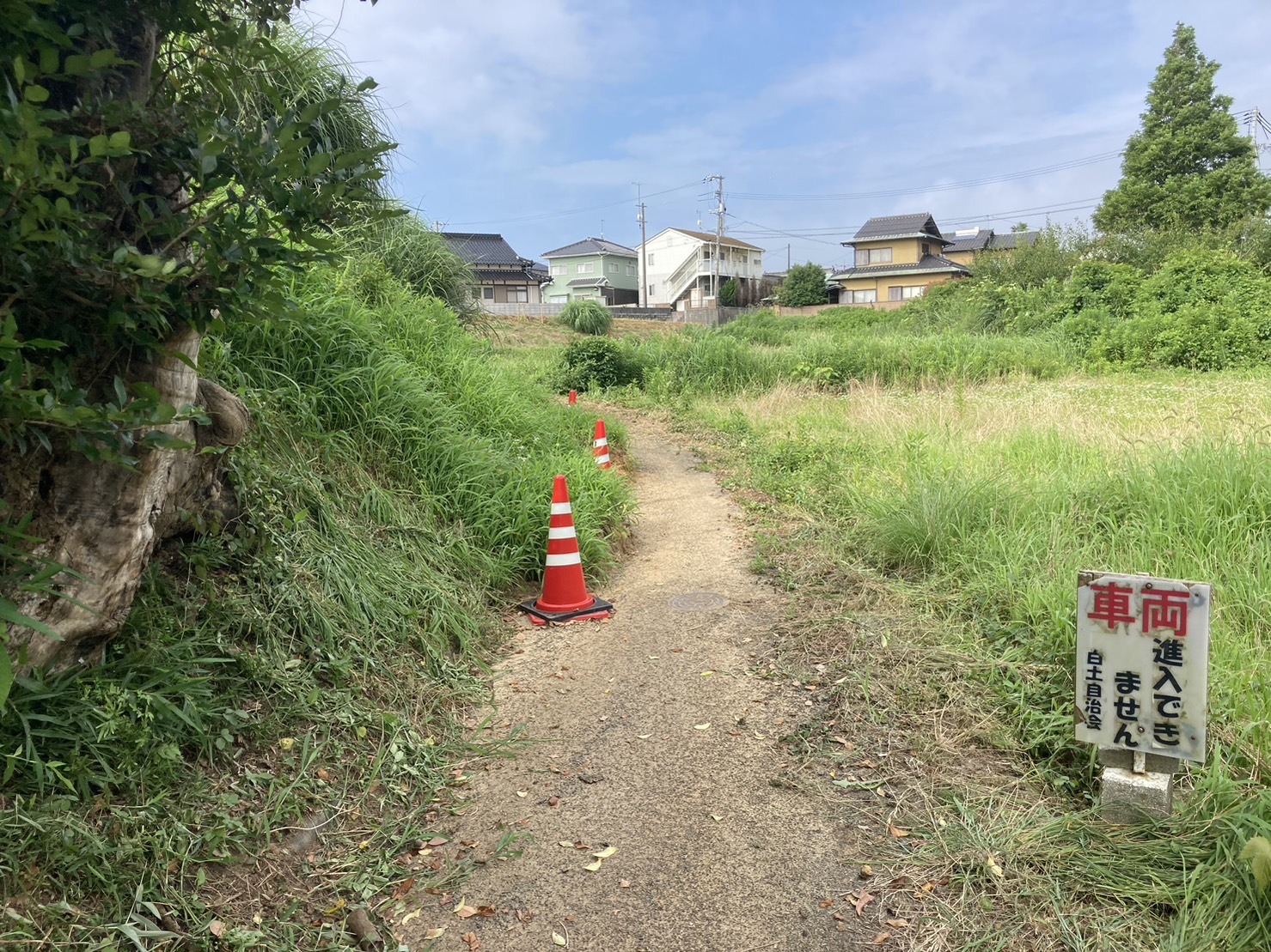 K様邸 大雨によって崩れた法面の復旧工事_施工前2
