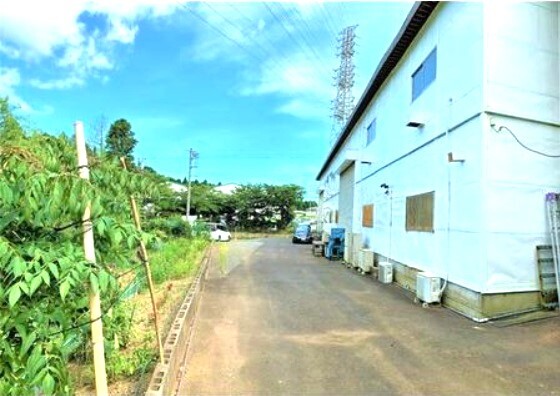 八街売倉庫4680万外観3