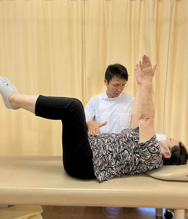 井上整骨院が行う運動療法(ケアトレ)6