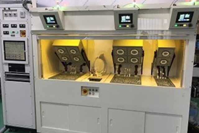 セミオートウエハーめっきシステム