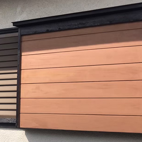 M様邸戸袋サイディング張り替えbefore