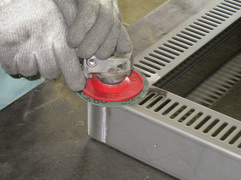 鈑金グラインダー