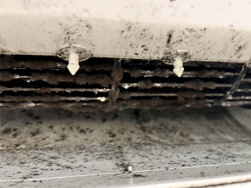 エアコン|施工前