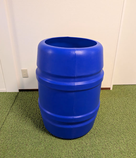 感覚統合遊具(青い樽)-1