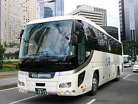 大型バス