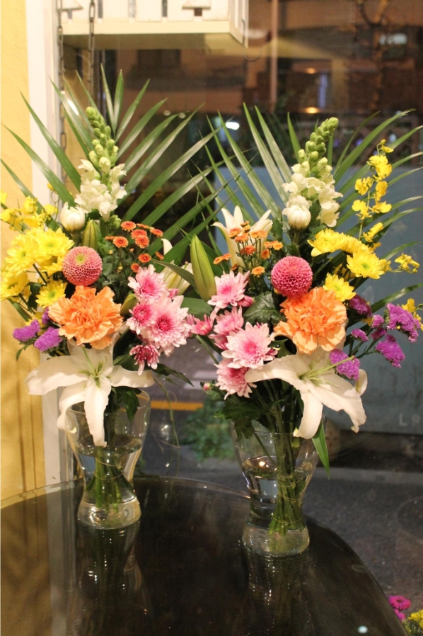 お彼岸やお盆の際のお仏花 法事等のお花のご用意も致します お彼岸やお盆の際のお仏花 法事等のお花のご用意も致します