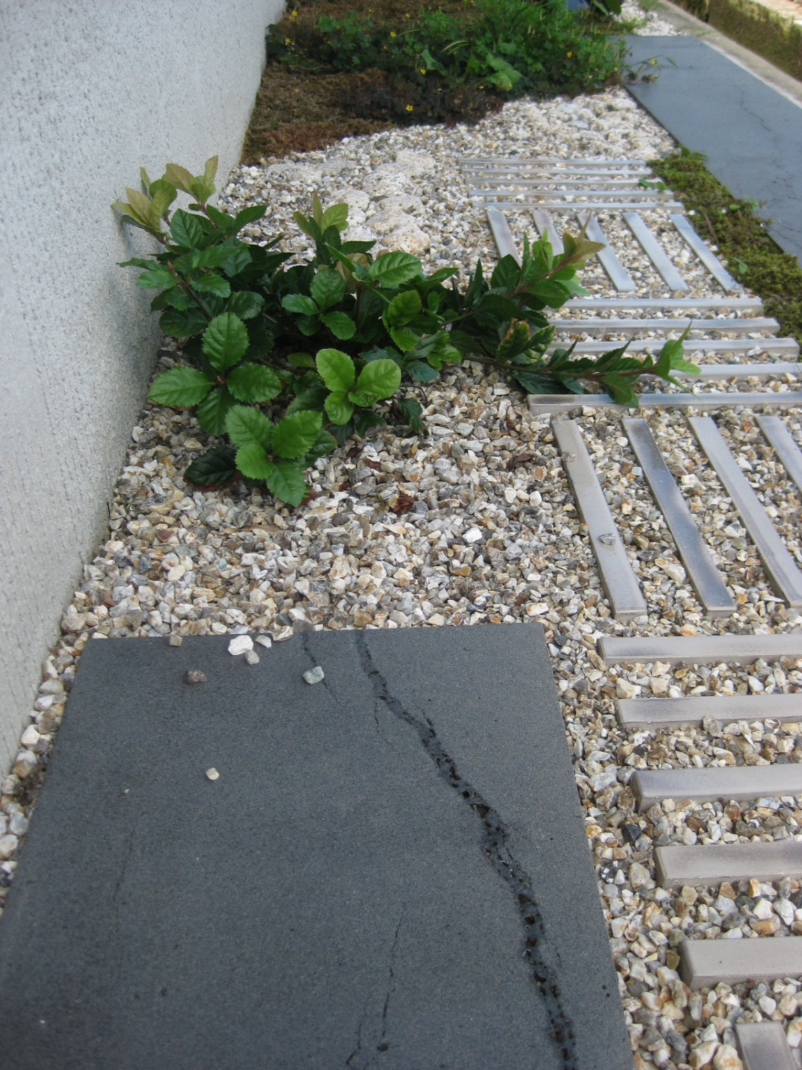 エクステリア 石川県金沢市 S様邸 和モダンの花壇 エクステリア 石川県金沢市 S様邸 和モダンの花壇