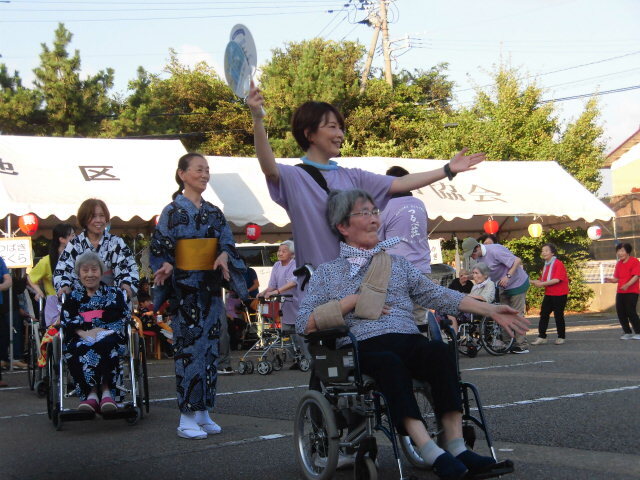 輪踊り３