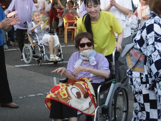 輪踊り４