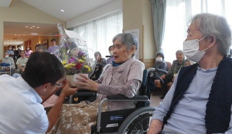 花束贈呈