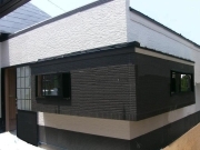 ②
