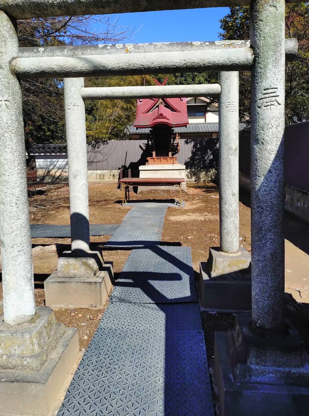 足利市：稲荷堂改修中