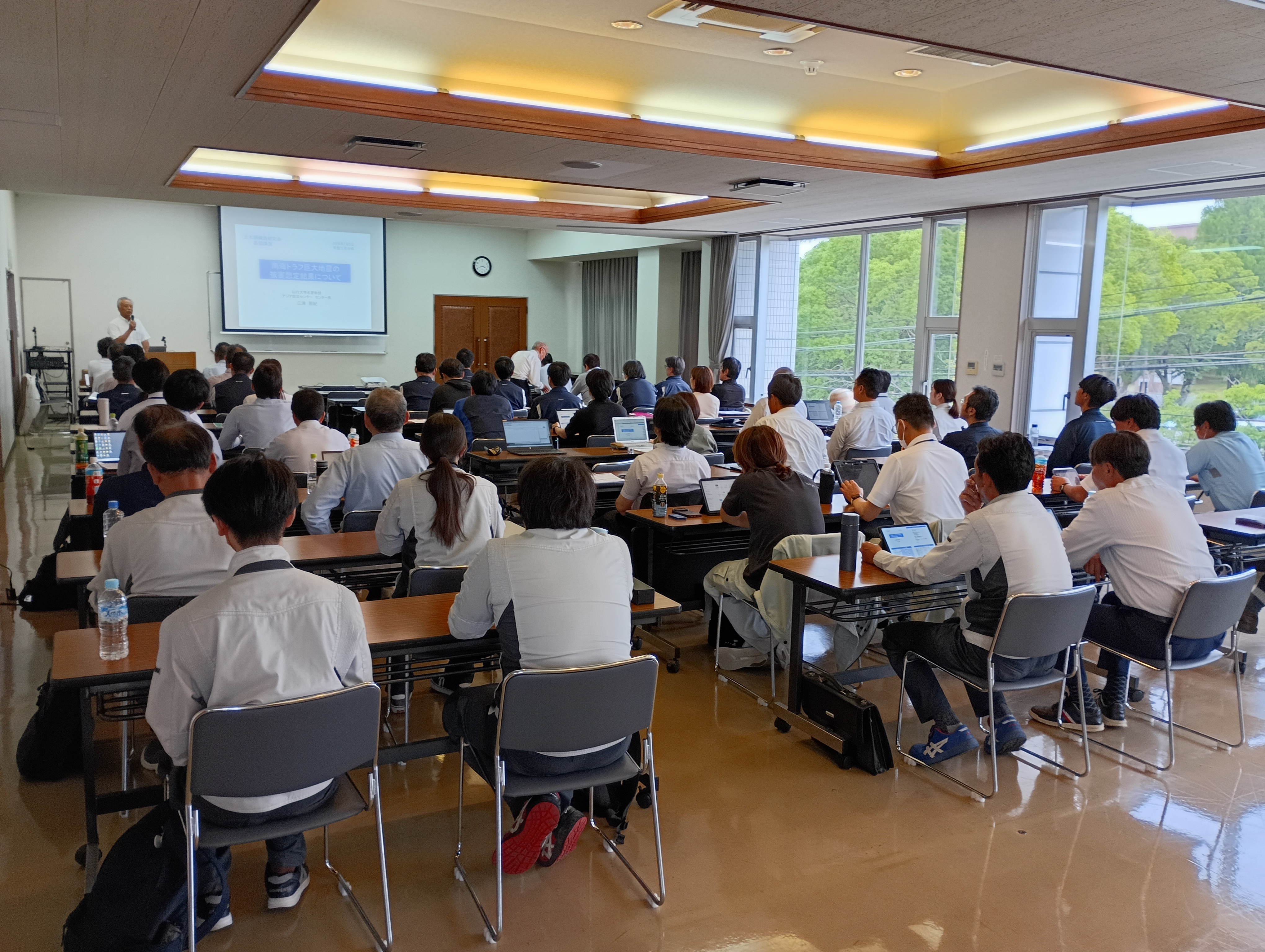 R08総会2