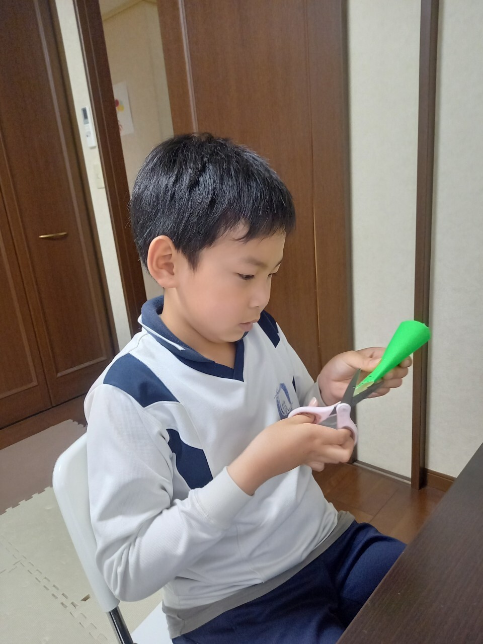 C92F3B39-7540-44BE-8700-514F55730A90