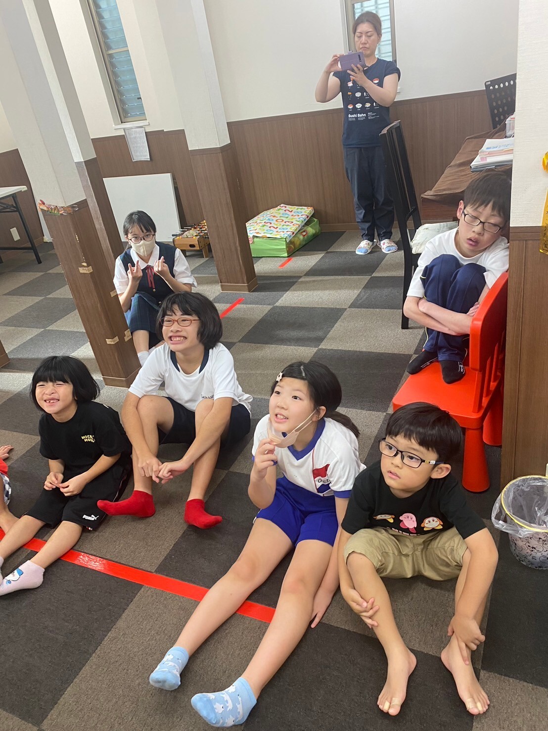 1E314255-7C50-421C-AE6B-6283D10DCF38