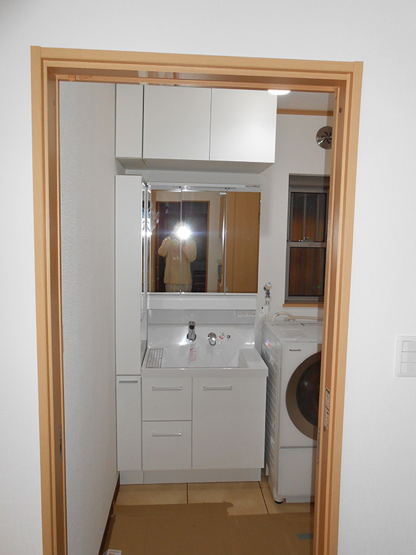 洗面化粧台リフォーム後