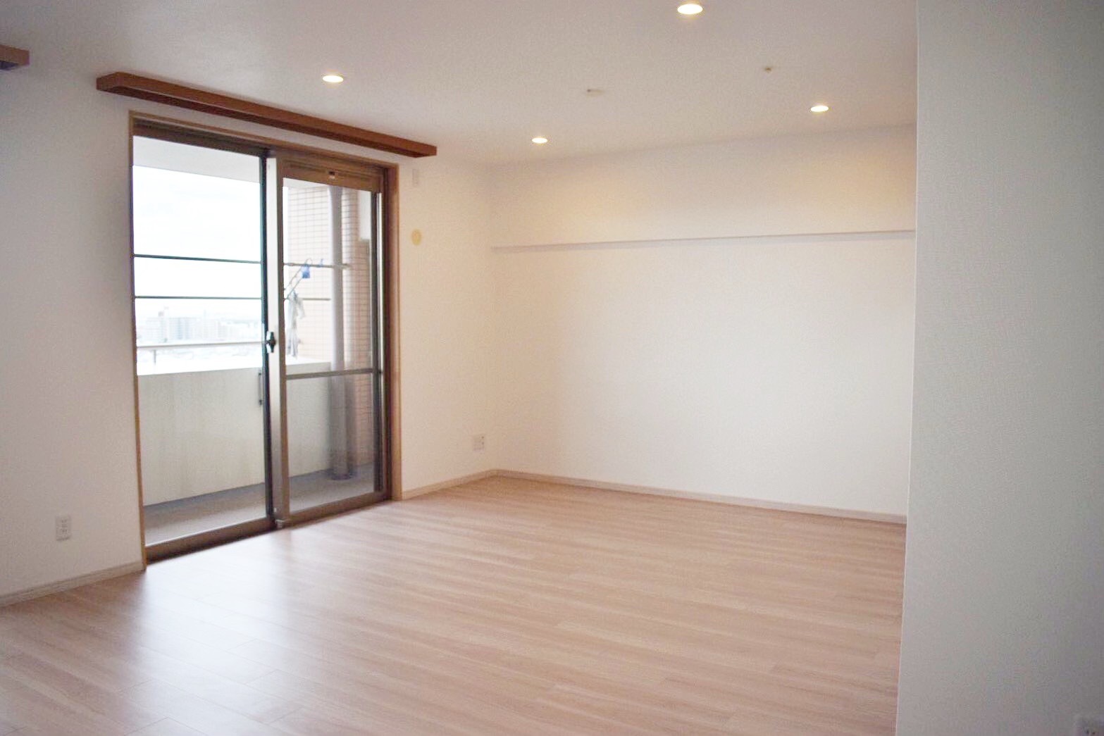 高石市H様邸 和室→洋室 リフォーム後