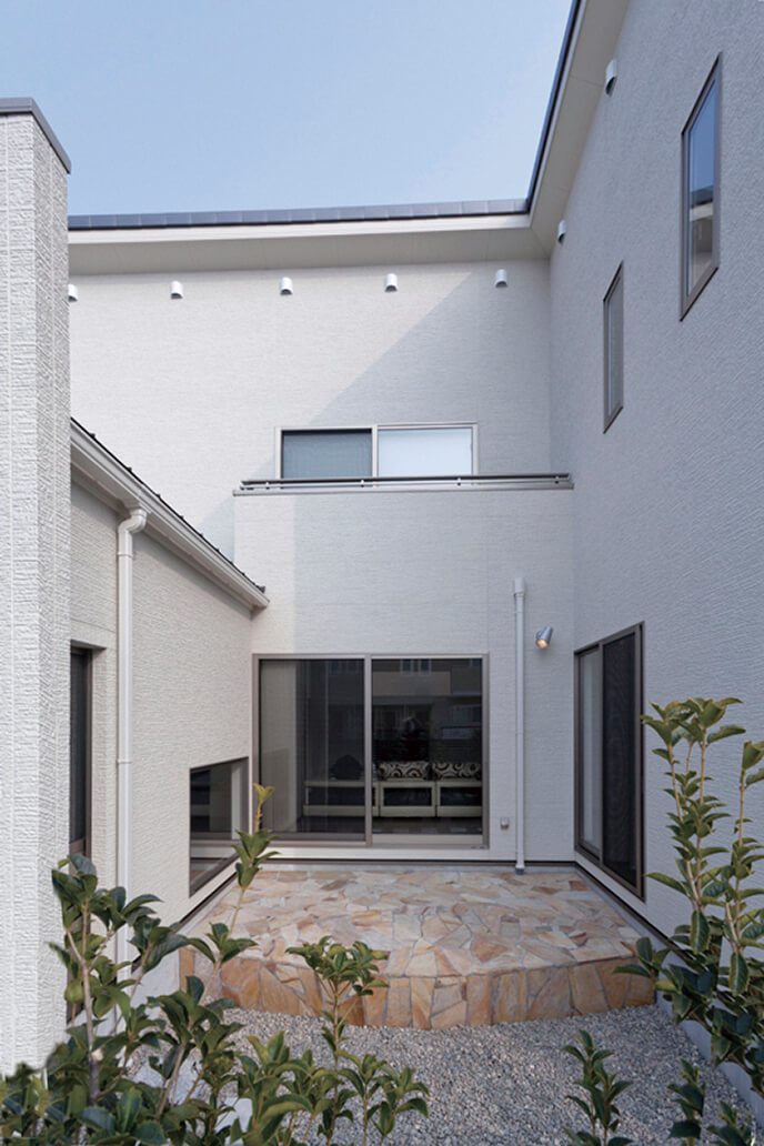 コの字型の家 K様邸 施工事例 株式会社アーキジョン 石川県金沢市で注文住宅を建てるなら コの字型の家 K様邸 施工事例 株式会社アーキジョン 石川県金沢市で注文住宅を建てるなら