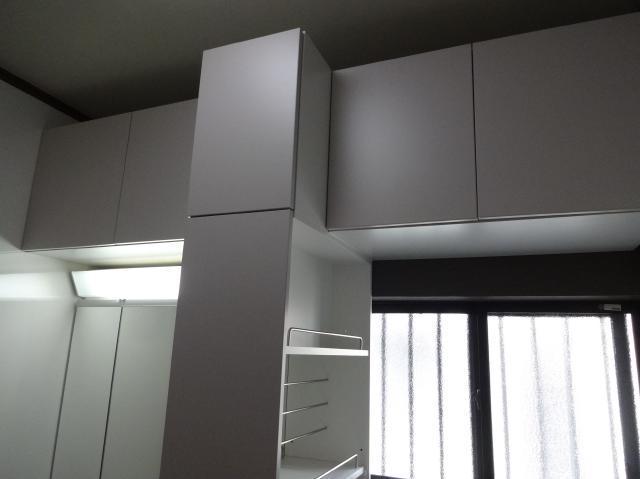 収納キャビネット