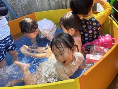 水・プールあそび