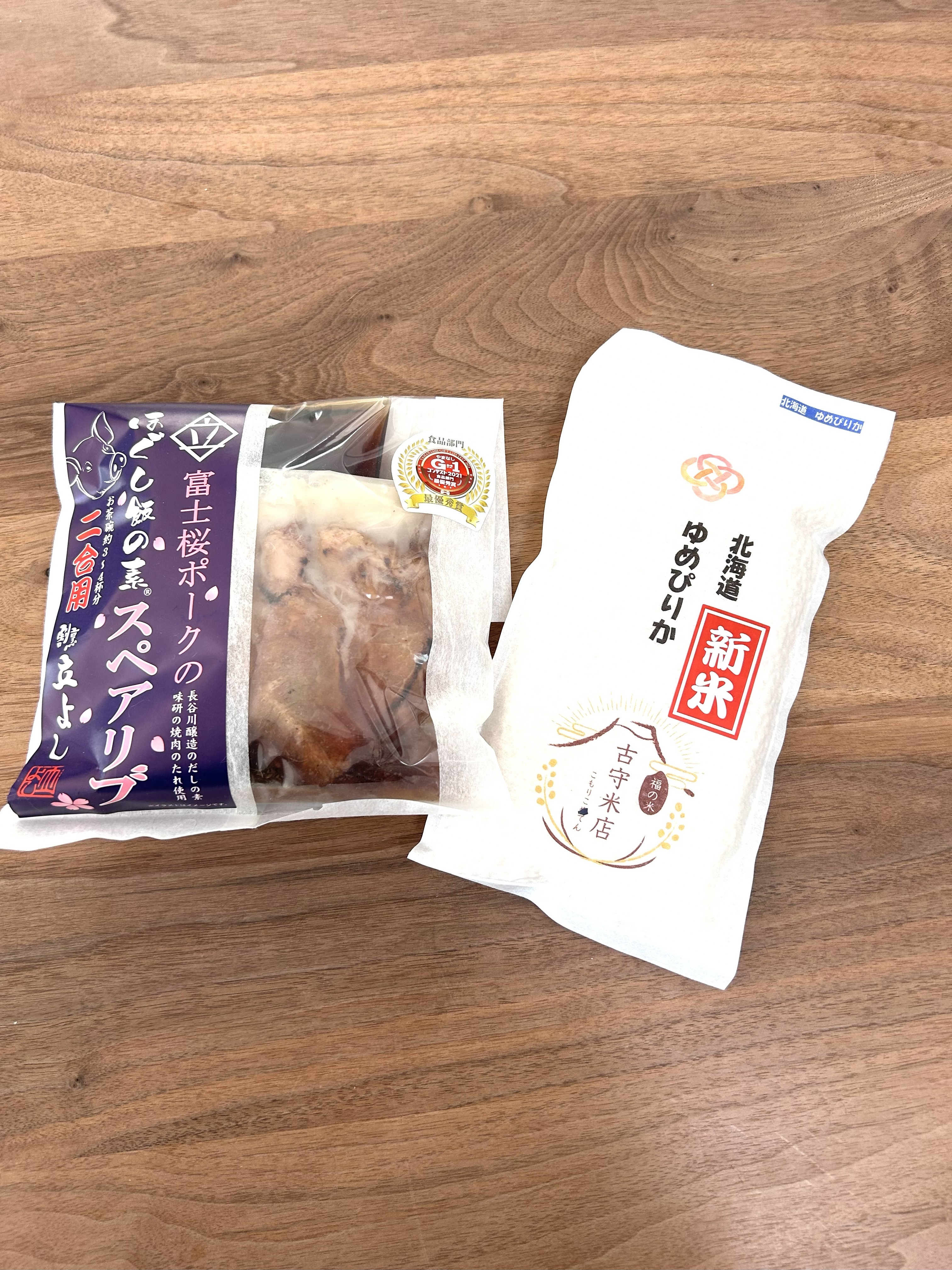 スペアリブこめ