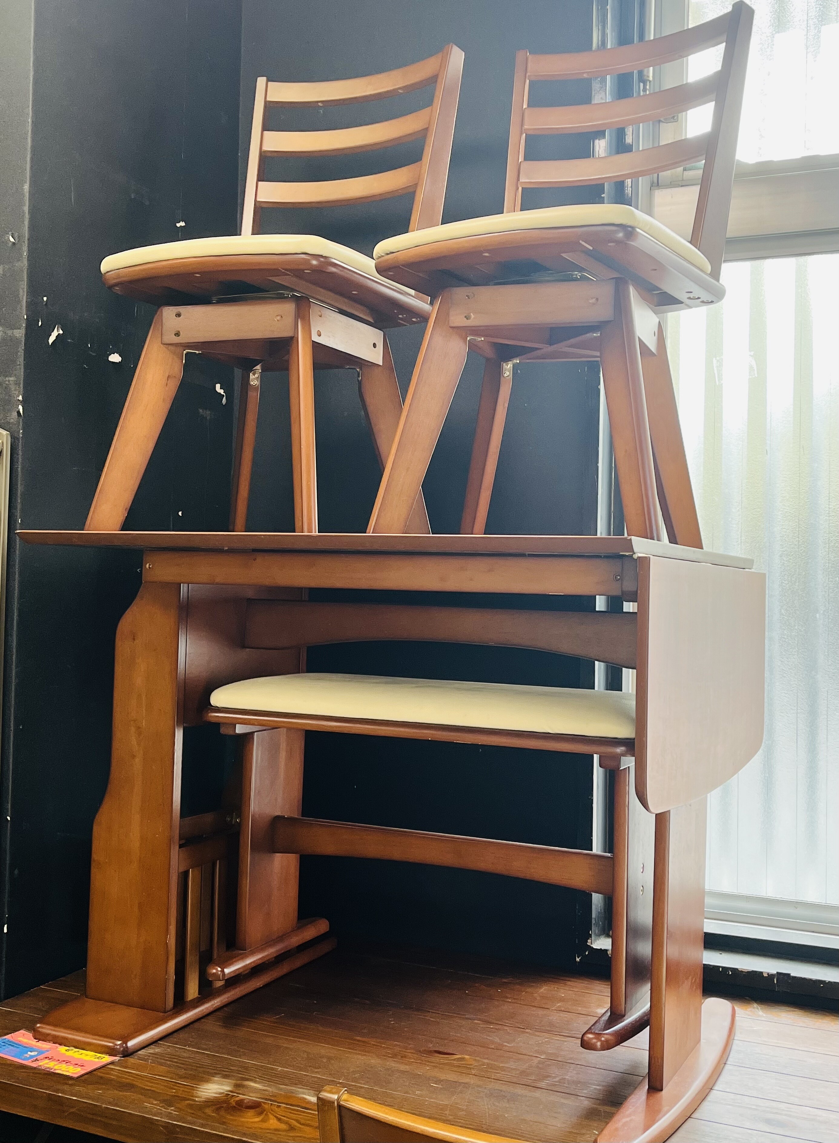 リサイクルストアスターズ城西店】 【中古品】一人掛けソファ 赤 リサイクルストアスターズ城西店】 【中古品】一人掛けソファ 赤
