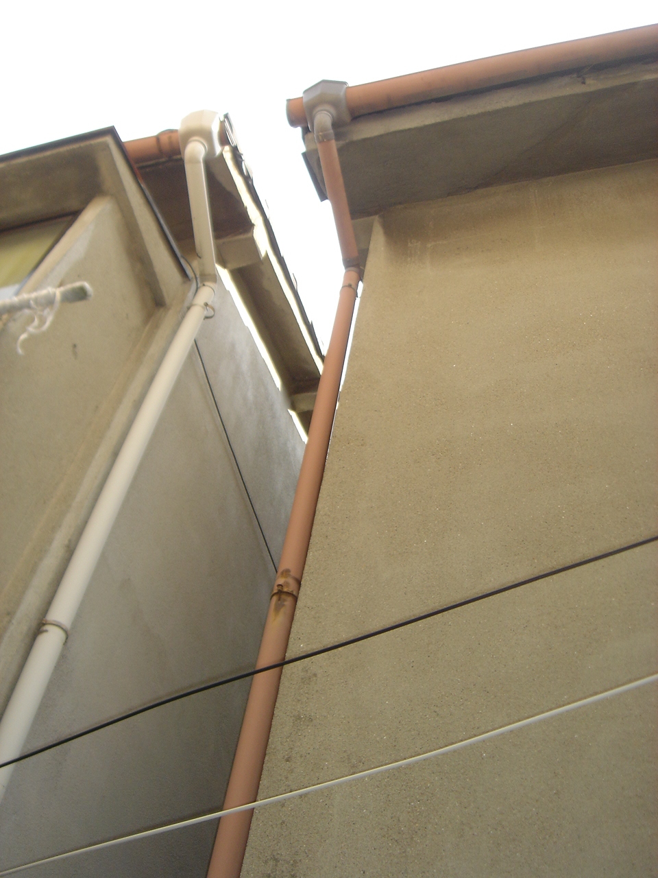 大阪の雨漏り修理店 雨漏り修理全般 屋根雨漏り修理 ベランダ雨漏り修理 外壁雨漏り修理 株式会社きんき商店 住まいの修理店 大阪府全域対応 大阪の雨漏り修理店 雨漏り修理全般 屋根雨漏り修理 ベランダ雨漏り修理 外壁雨漏り修理 株式会社きんき商店 住まいの修理店 大阪府全域対応