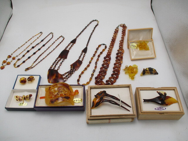 本鼈甲 べっ甲 ネックレス ブローチ イヤリング 髪留め