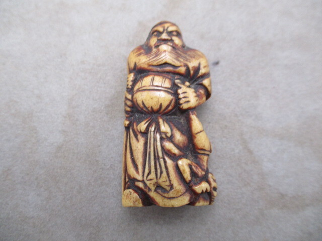 レトロ アンティーク 骨董品 中国美術 根付 鍾馗 鹿角