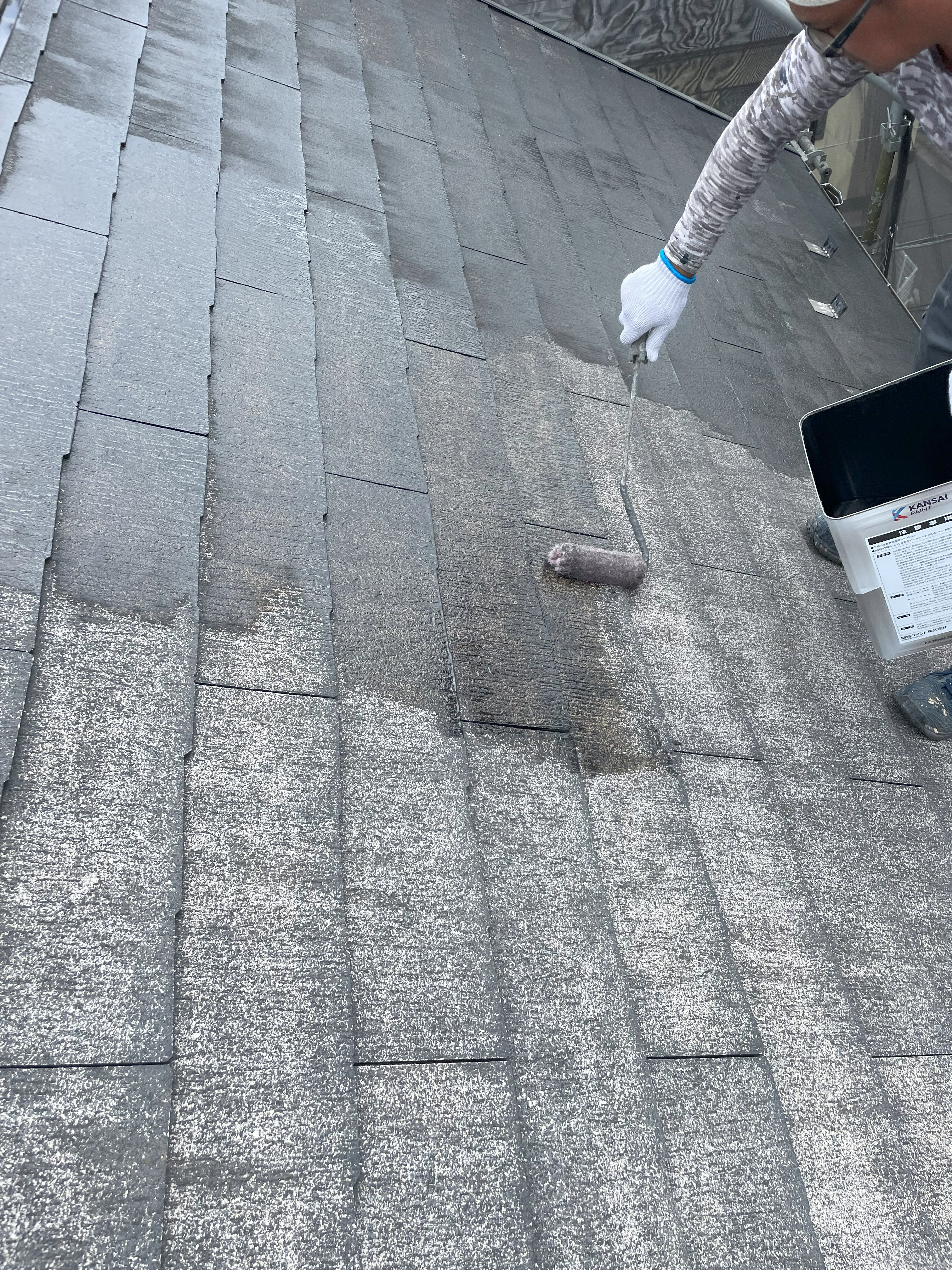 屋根アレスダイナミックプライマー下塗り (5)