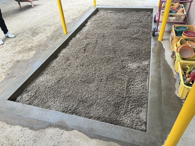 2025-12-4 愛光保育園砂場清掃 (4)