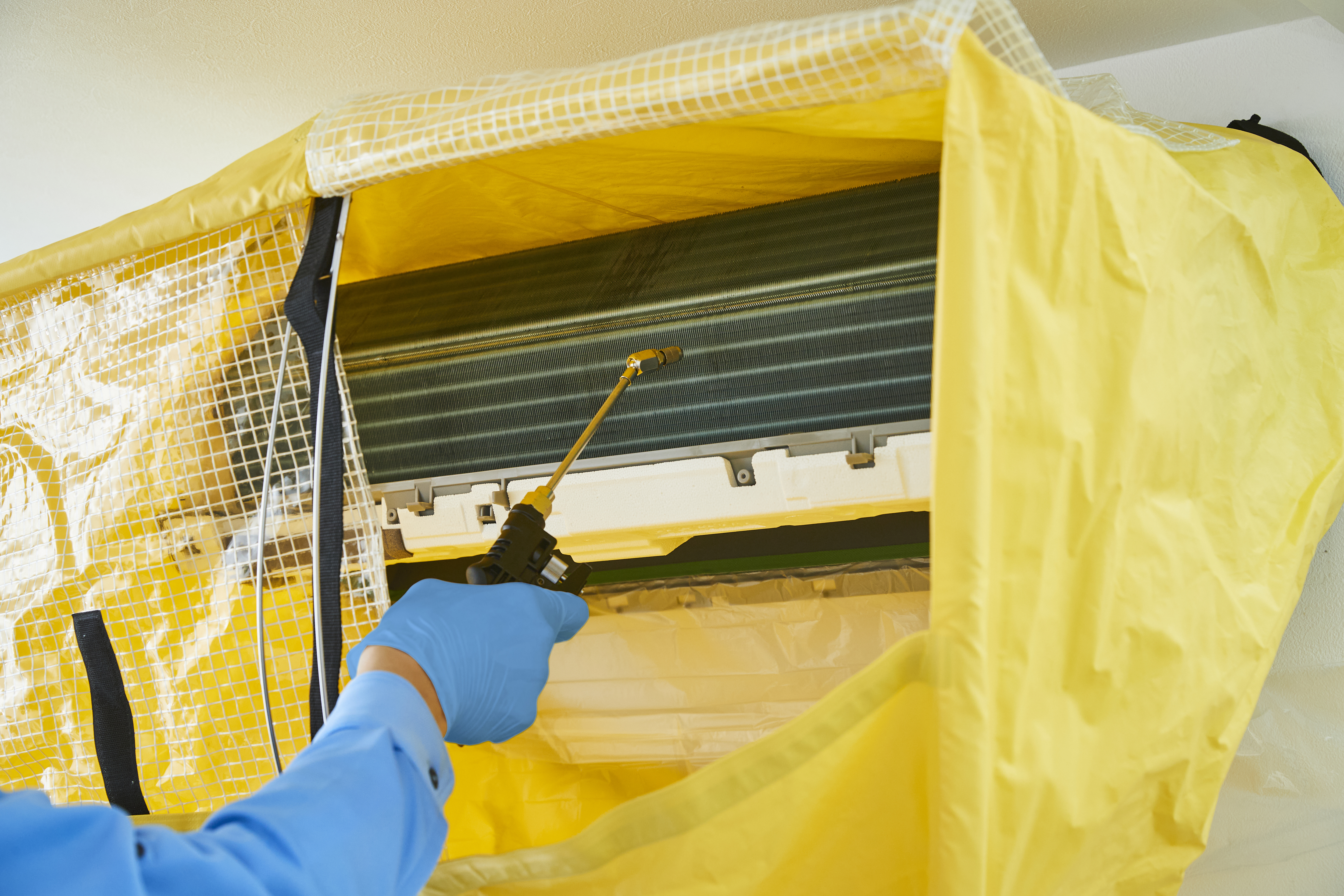 家庭用_エアコンクリーニング_すすぎアップ_サービスシーン_2026