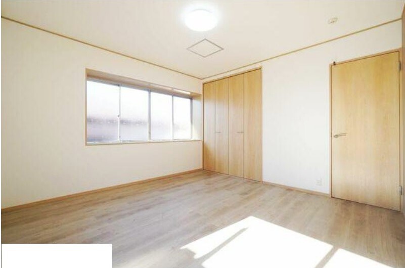 小倉町中古1580万室内３