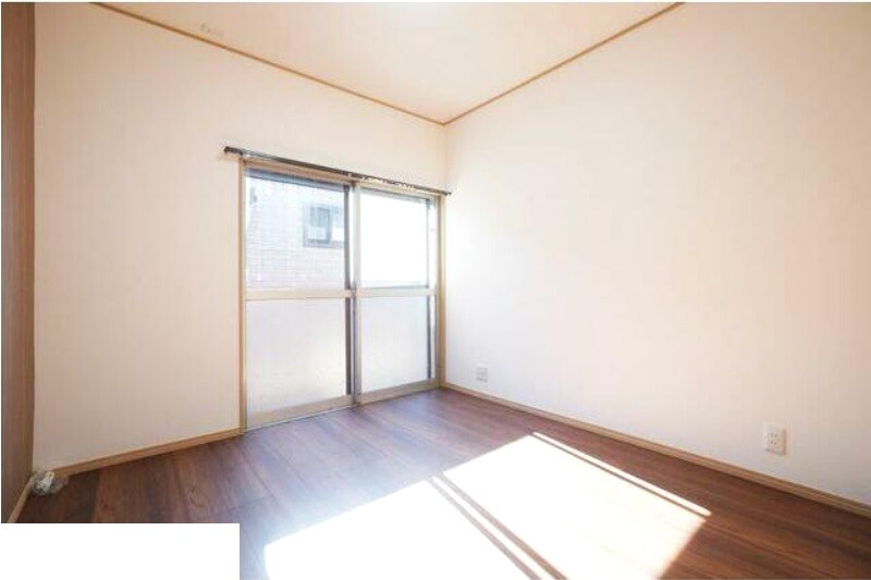 小倉町中古1580万室内５