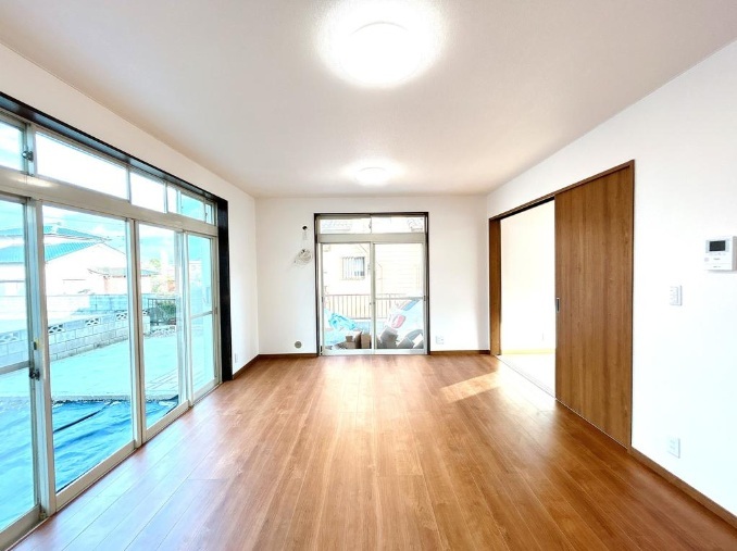 若松町1999万室内３