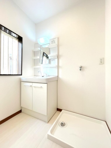 若松町1999万室内７